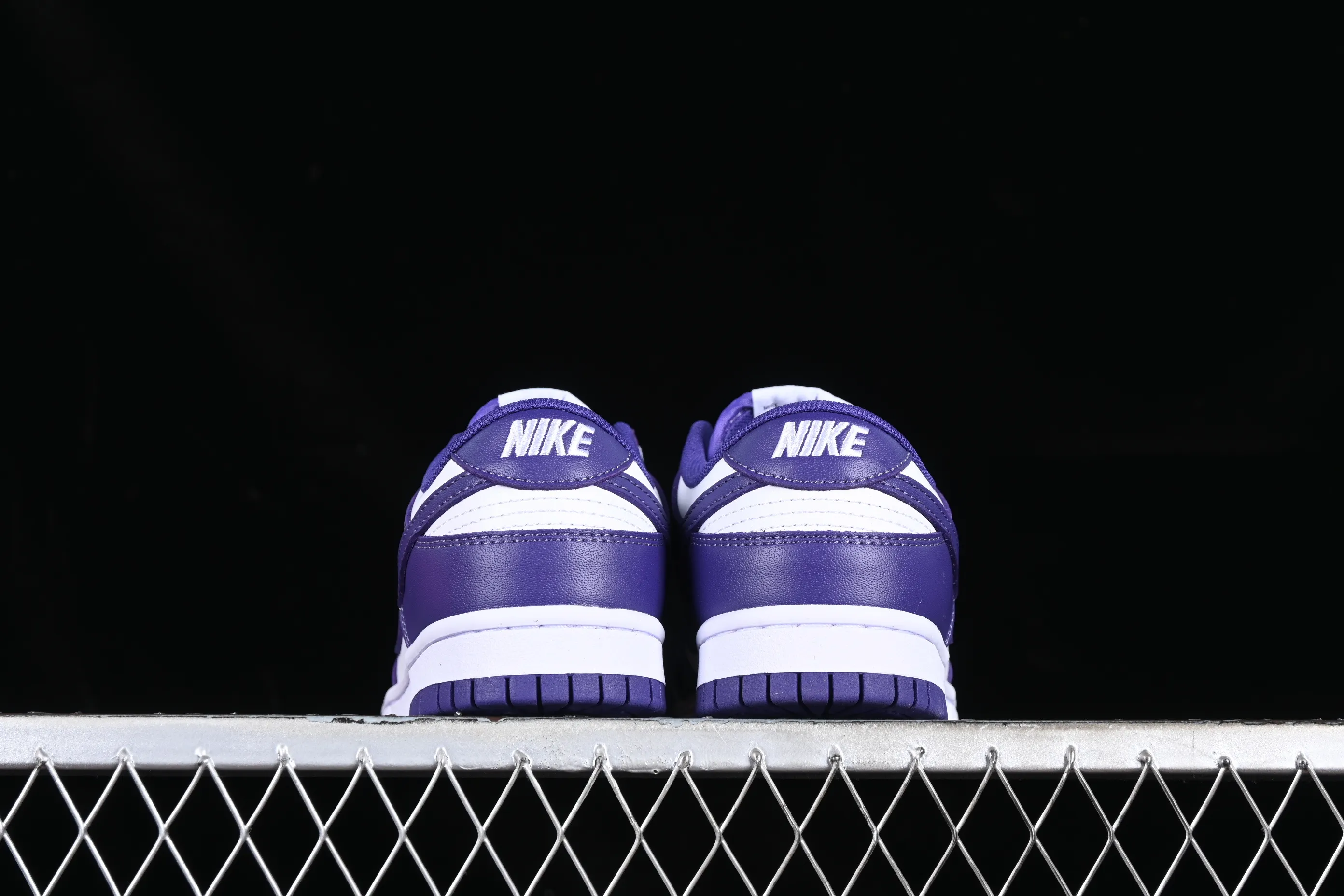 All categories Nk SB Dunk Series Nk SB Dunk Low low-top sneakers Cost-effective version Nk Dunk Low SB Retro White and Purple Dunk Series low-top casual sports skateboard shoes DD1391-104